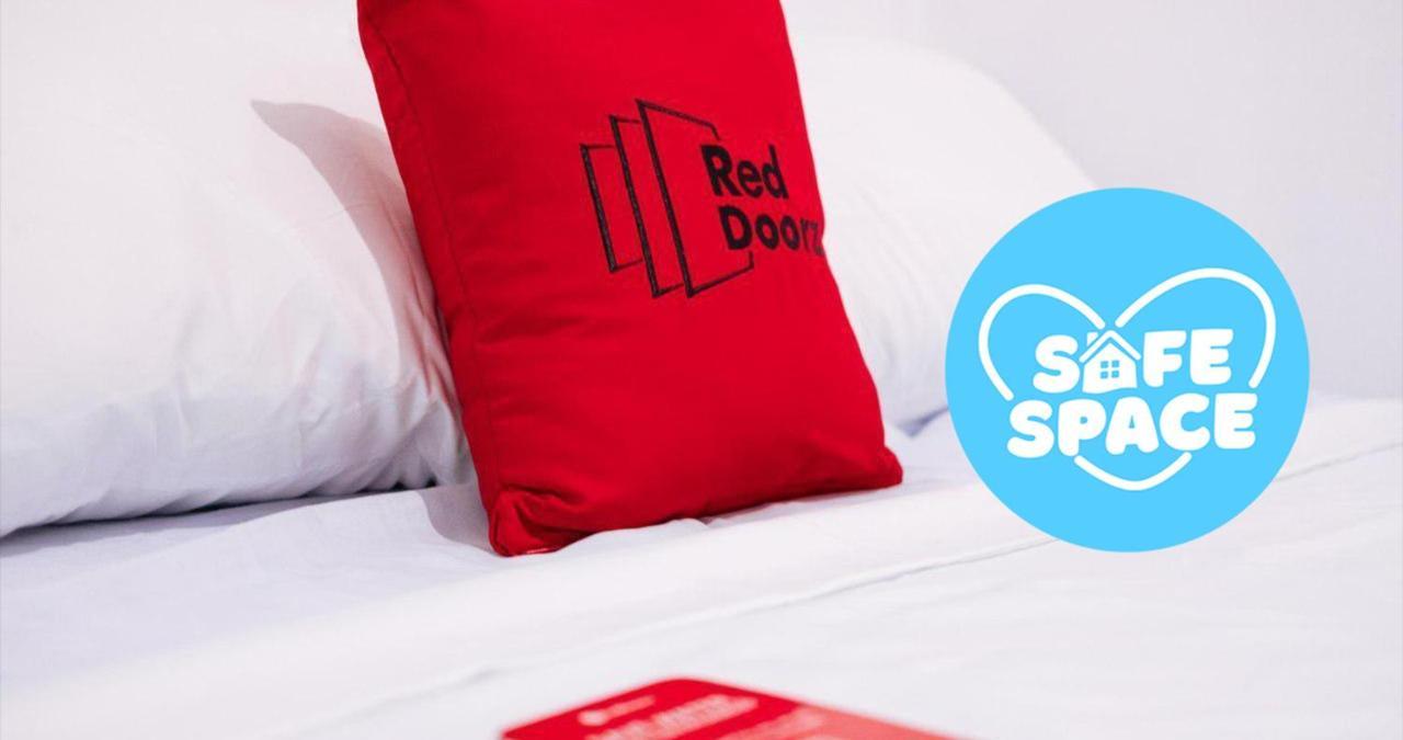 Reddoorz Plus Near Naia Expressway Πασάι Εξωτερικό φωτογραφία