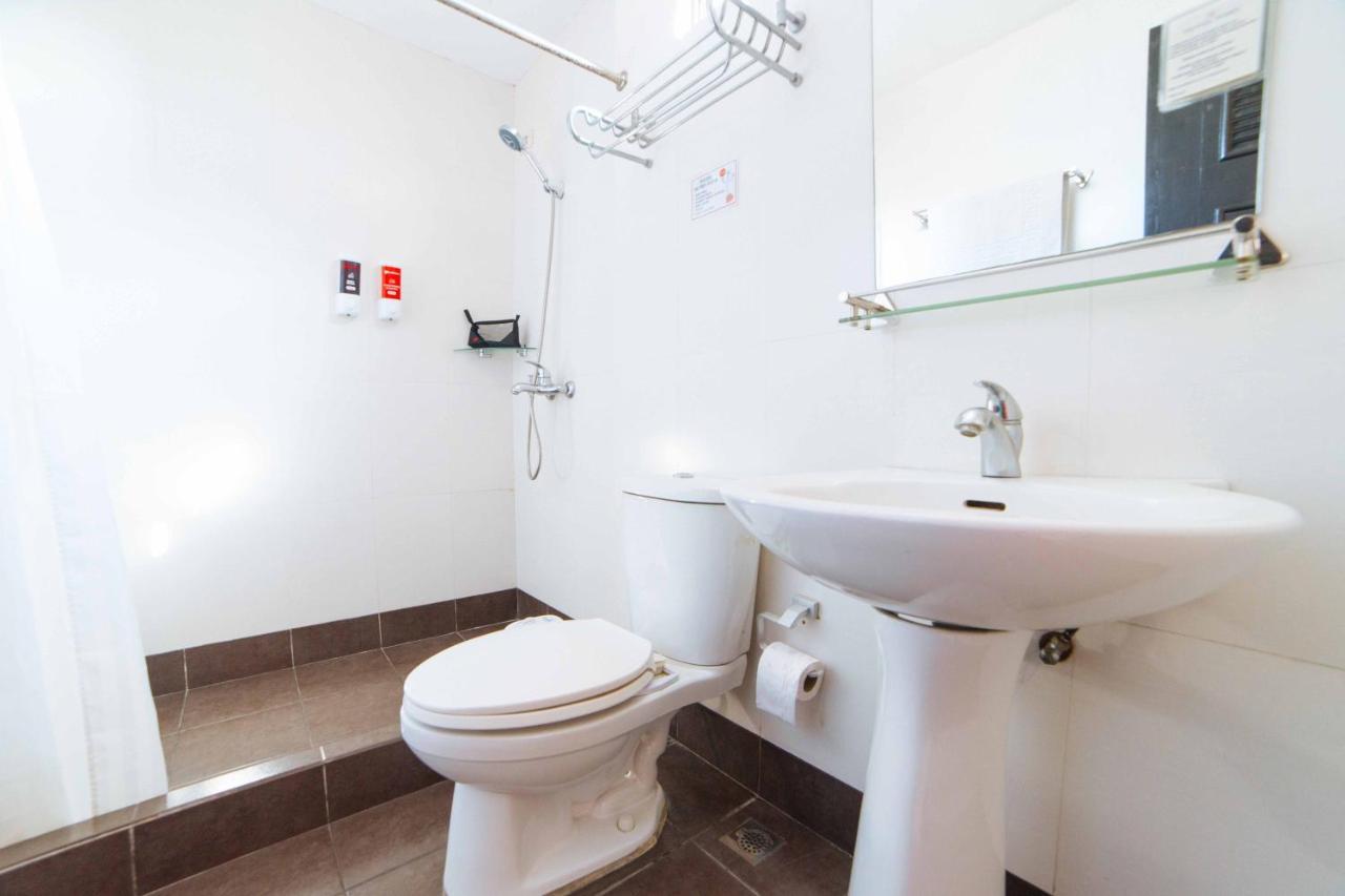 Reddoorz Plus Near Naia Expressway Πασάι Εξωτερικό φωτογραφία